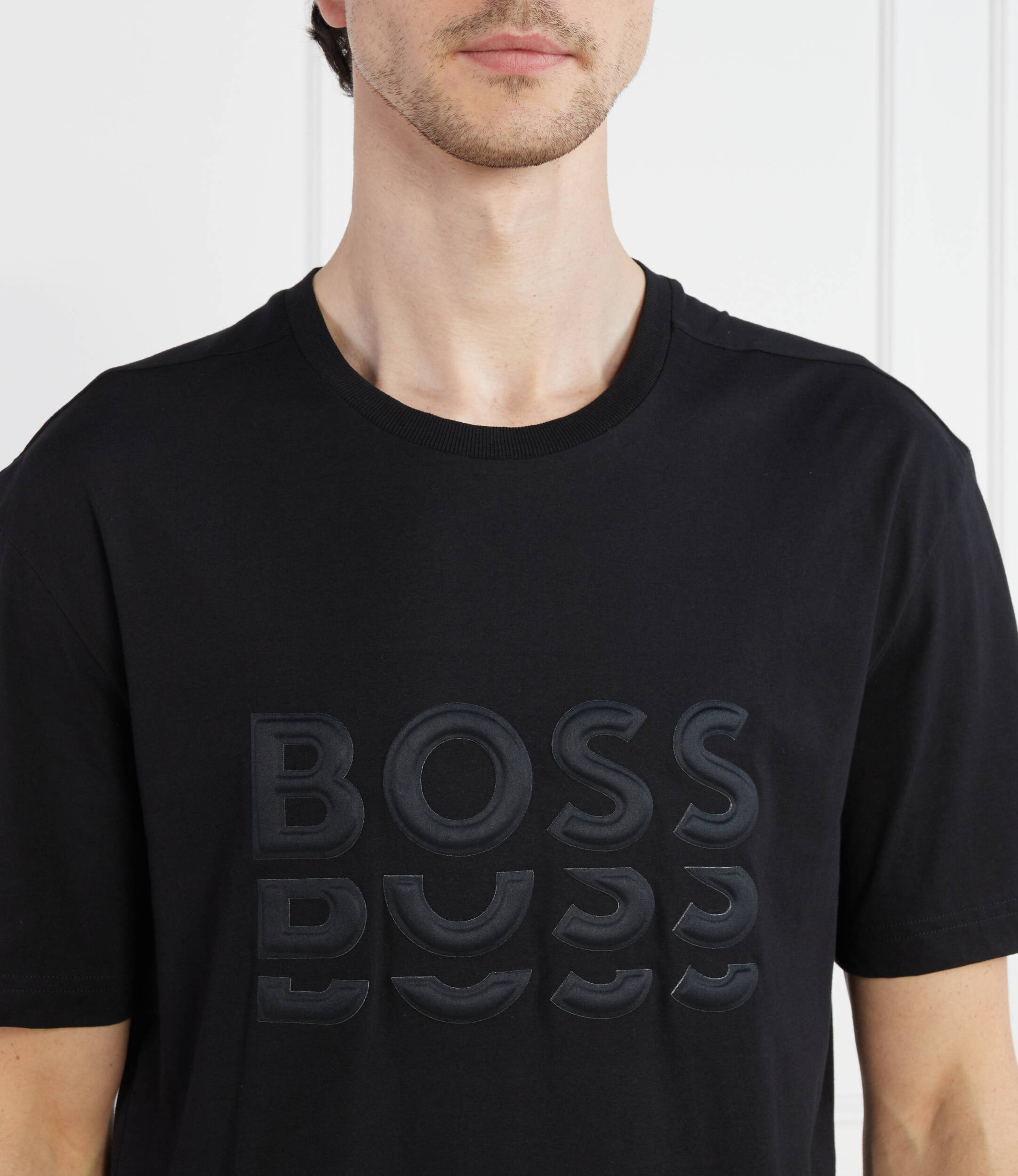 Black Regular Fit T-Shirt (Black, M)